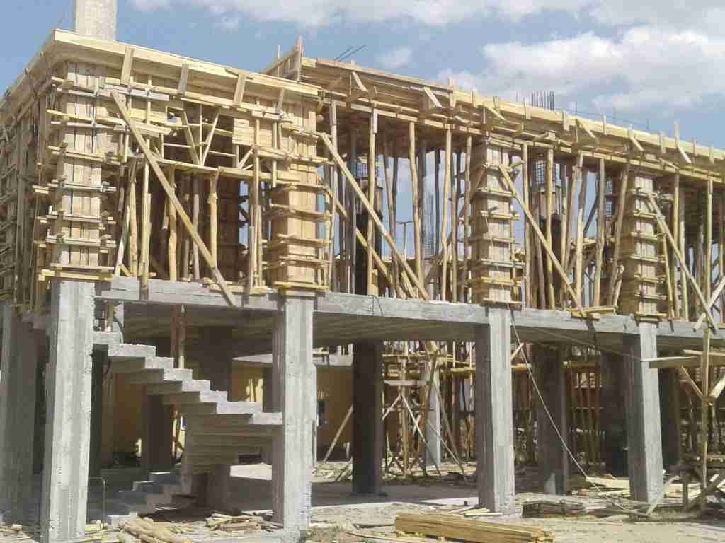 Akşehir İnşaat Kalıpçısı